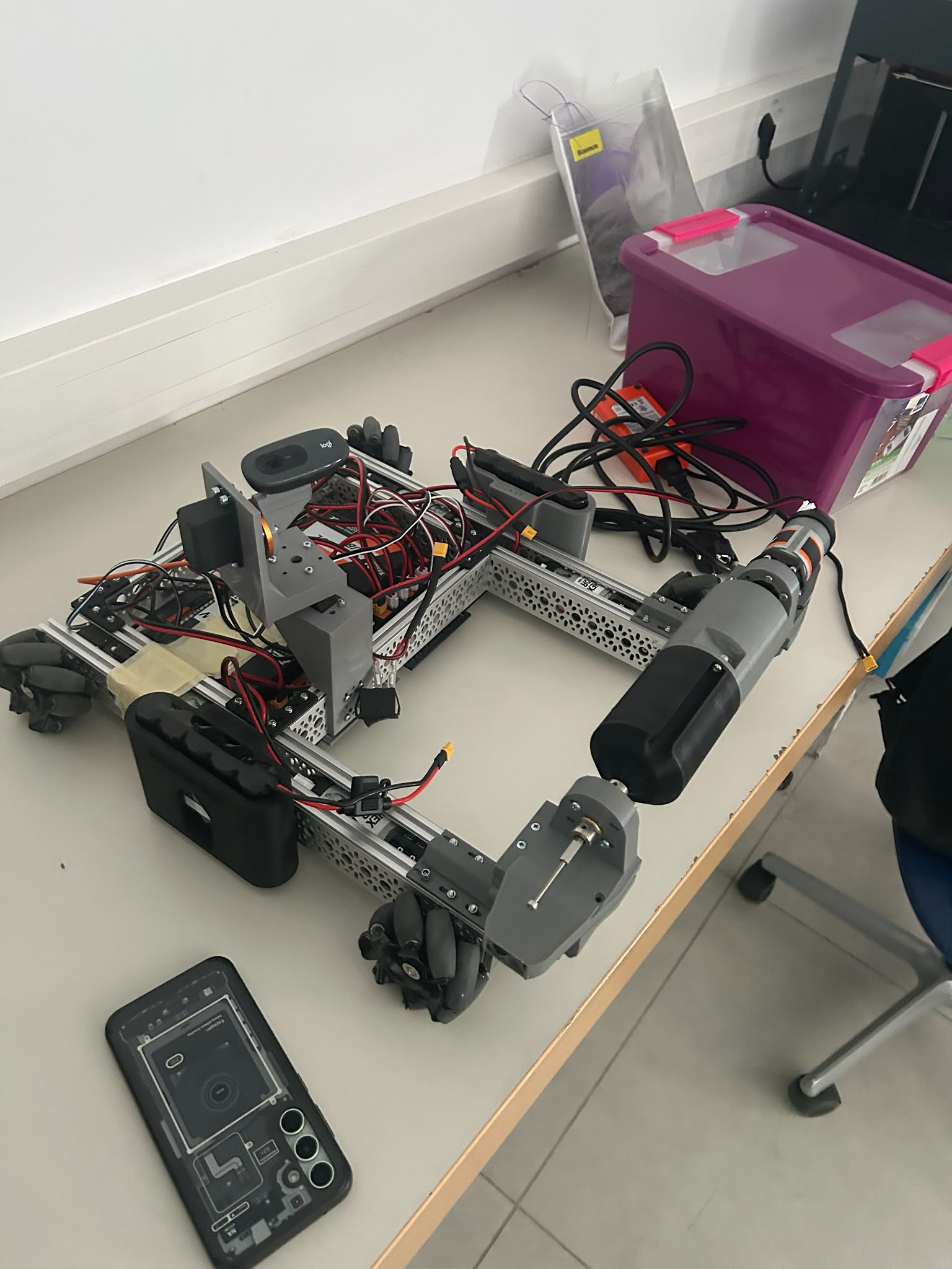 SpectrumBits FTC Robot
